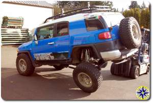 fj cruiser flexing suspension