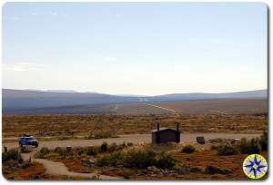 alaska tundra oil pipe line