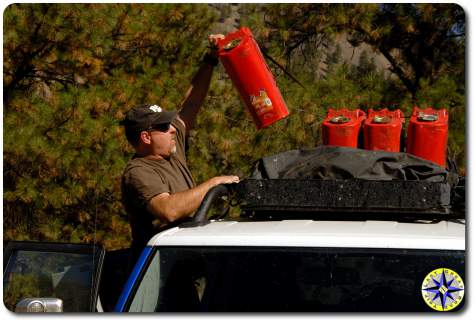 fj cruiser roof top gas storage