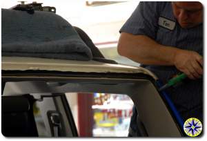 fj cruiser windshield install