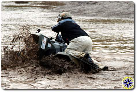 quad 4x4 water crossing