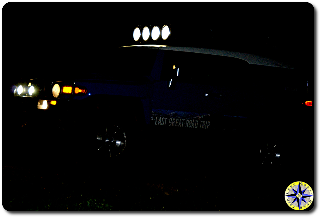 fj cruiser night off road lights