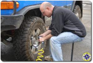 airing up fj cruiser 4x4 tire