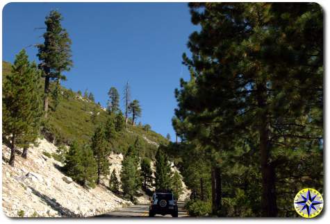 fj cruiser driving ice house road