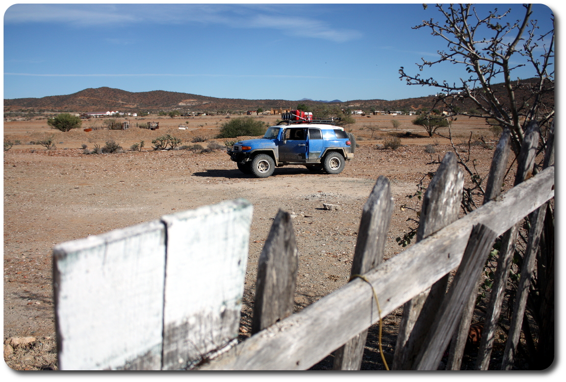fj cruiser fence