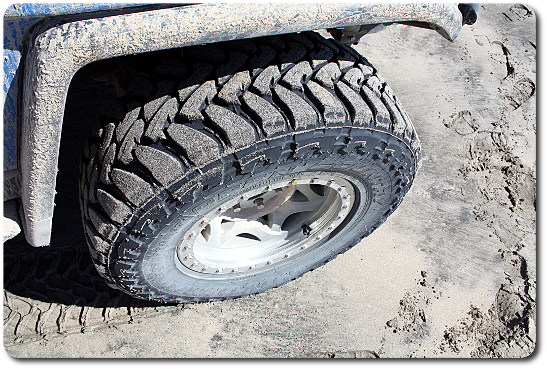 toyo open country m/t tire in sand