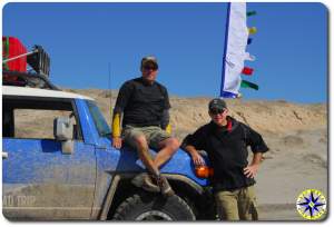 fj cruiser two men prayer flag