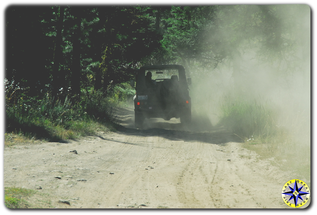land rover D90 in dust