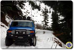 toyota fj cruiser ARB bumper snowy road