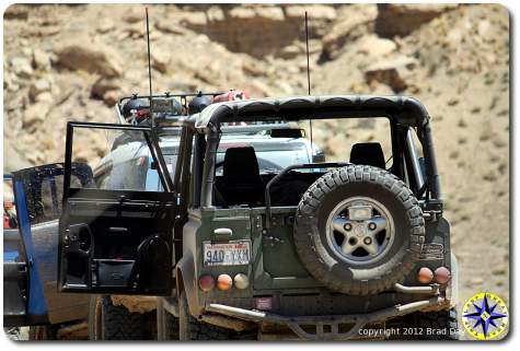 toyota fj cruiser and land rover defender 90