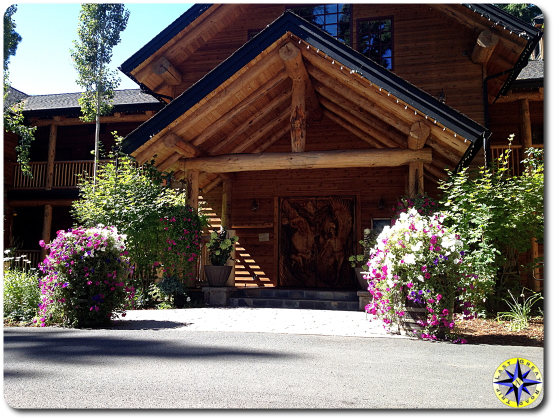 suttle lake lodge front