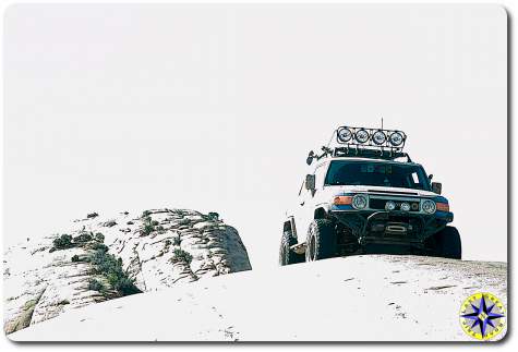 fj cruiser on baby lions back moab