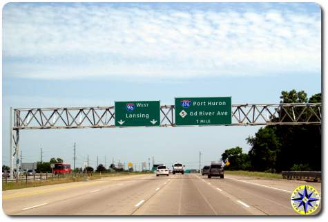 west 96 696 highway signs