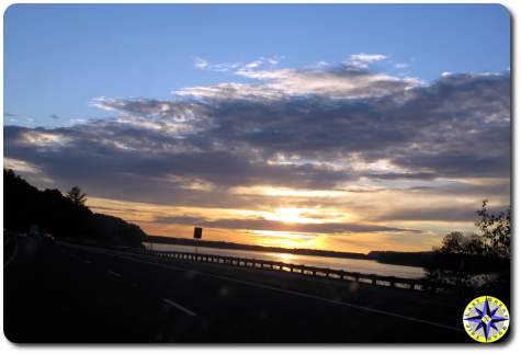 columbia river sunset