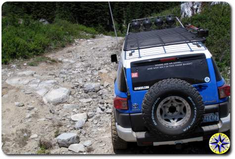 toyota fj cruiser voodoo 4x4 trail