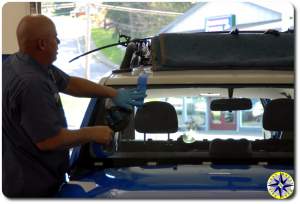 installing fj cruiser windshield