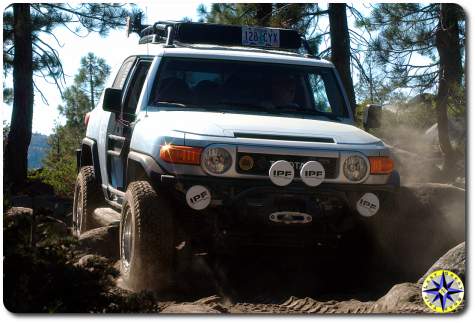 sliver fj cruiser driving rubicon trail